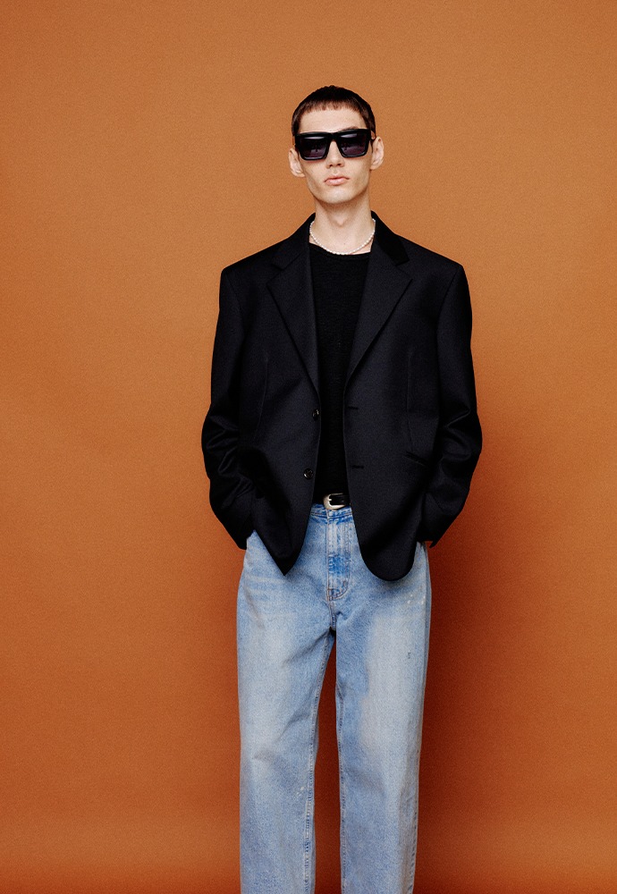 Relaxed-fit Tailored Blazer_ Black