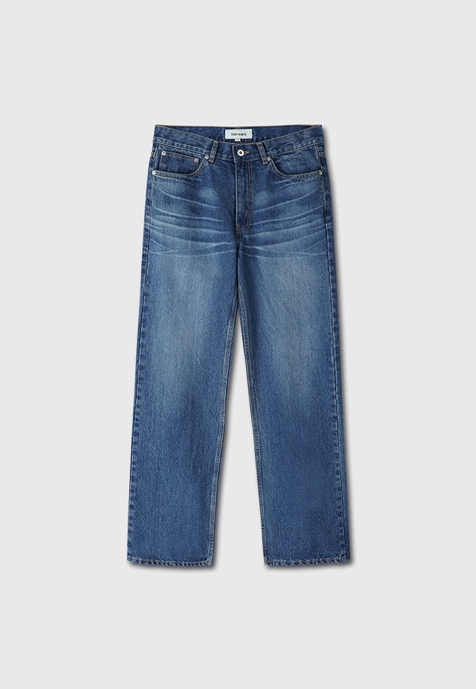Straight Cut Denim Jeans_ Mid Blue